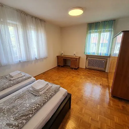 Haus Hackl